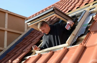Pose de fenêtres de toit Velux à Grimaudière
